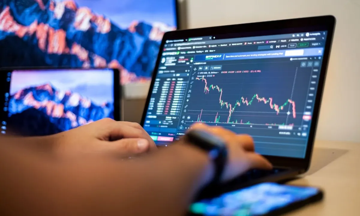 How to Pass a Prop Firm Challenge with AI Chart Analysis (2026 Guide)